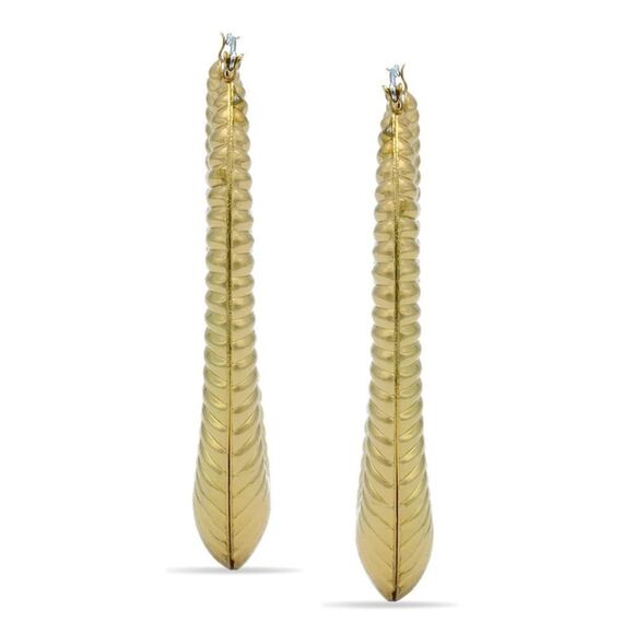 Gold hoop earring - Picture 5 of 5